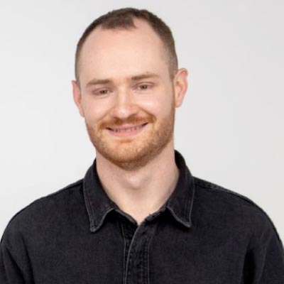 Portrait: Darcy Maguire 